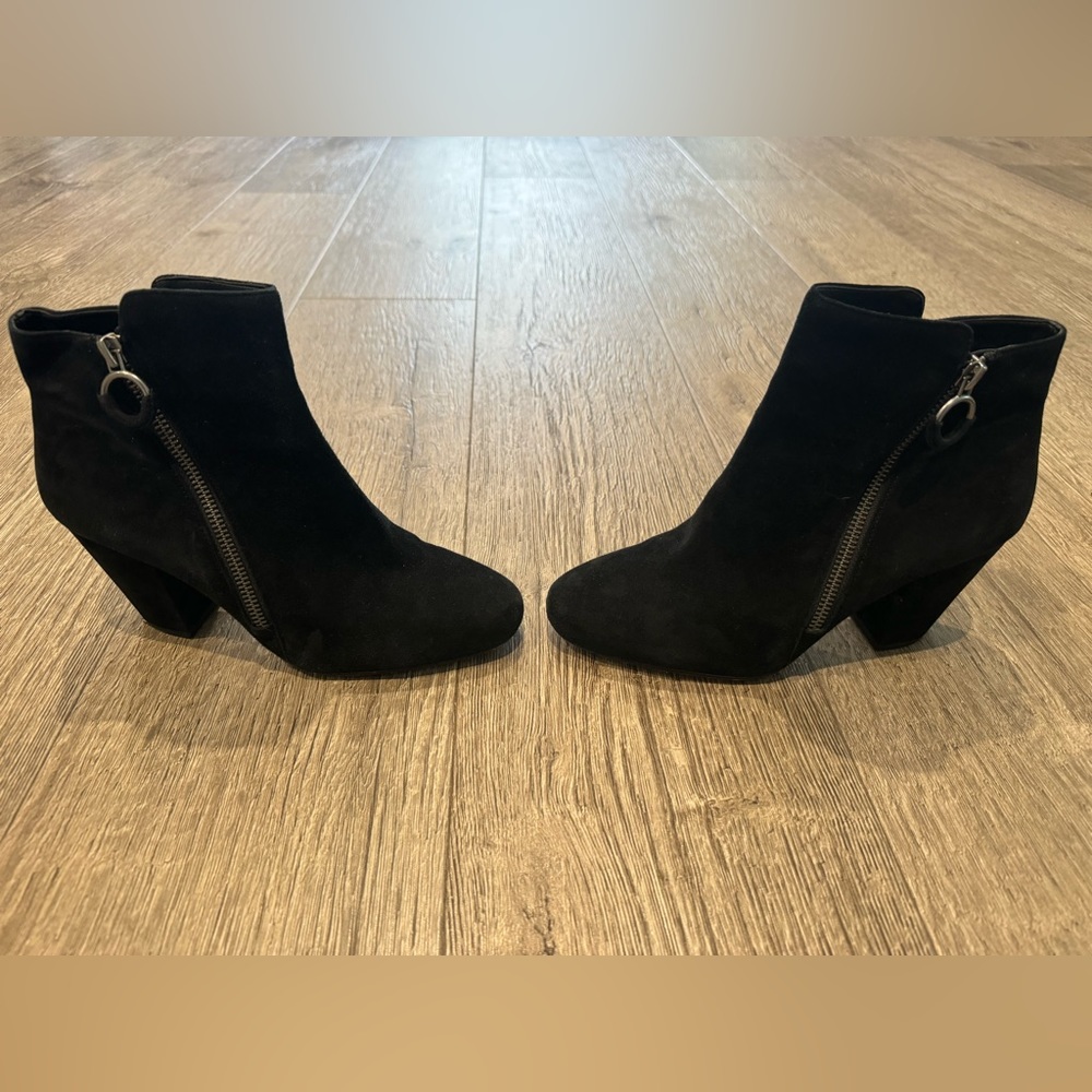 Black Suede Booties With Block Heel. - image 1